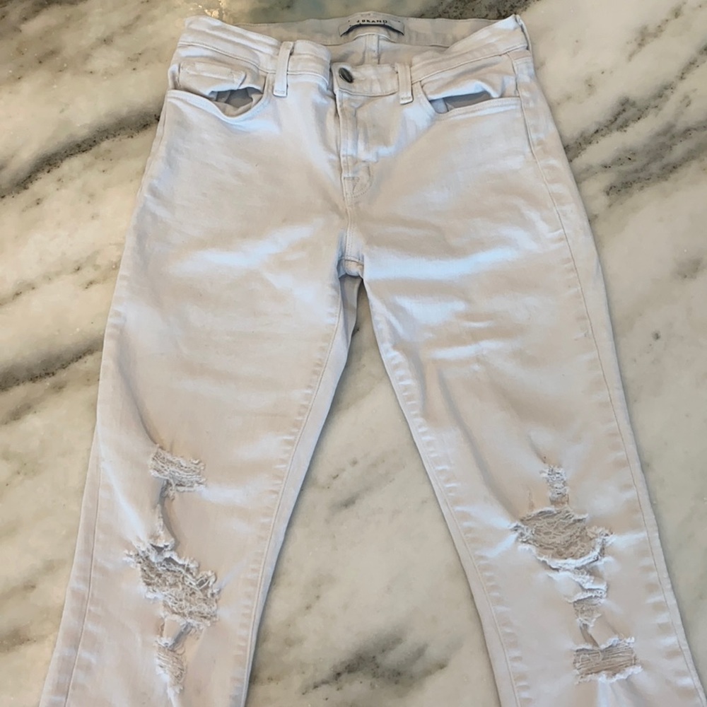 White denim ripped jeans